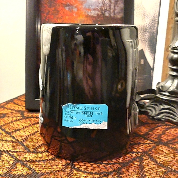 Rae Dunn "THAT'S A WRAP" Double Sided Black & White Mummy Glossy Finish Mug NWT - Picture 3 of 5